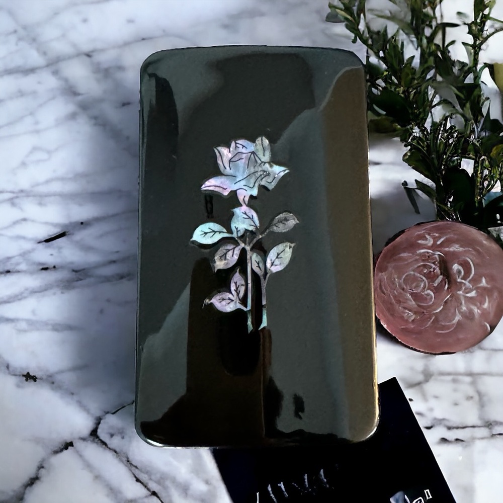 Vintage Black Lacquer Abalone Inlaid Lid Jewelry Trinket Box - Picture 1 of 15